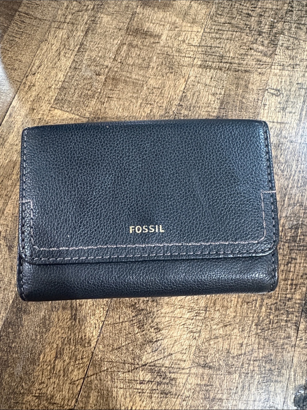 Fossil Black Leather Compact Card & Key Holder with Gold Logo